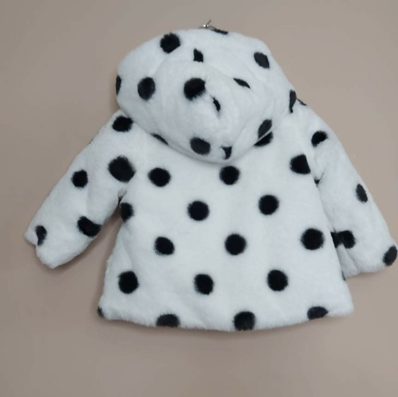 Little me 18m white and black polka dot faux fur jacket - Picture 3 of 5